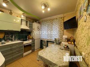 2-к квартира, вторичка, 52м2, 1/9 этаж
