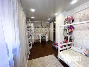 3-к квартира, вторичка, 110м2, 1/4 этаж