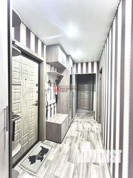 2-к квартира, вторичка, 53м2, 1/9 этаж