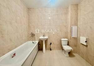 2-к квартира, вторичка, 68м2, 2/2 этаж