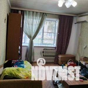 2-к квартира, вторичка, 45м2, 1/4 этаж