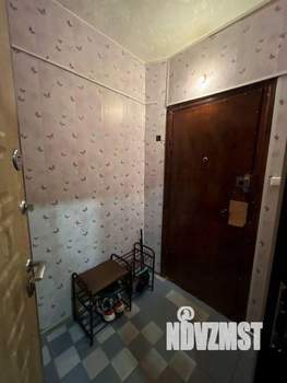 2-к квартира, вторичка, 52м2, 1/9 этаж