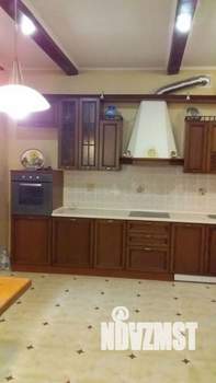 4-к квартира, вторичка, 114м2, 1/4 этаж