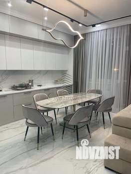 4-к квартира, вторичка, 142м2, 3/22 этаж