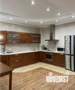 3-к квартира, вторичка, 130м2, 12/14 этаж