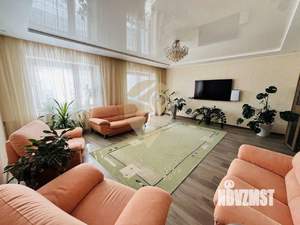 3-к квартира, вторичка, 102м2, 8/9 этаж