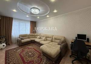 4-к квартира, вторичка, 80м2, 4/9 этаж