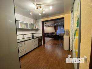 3-к квартира, вторичка, 110м2, 1/4 этаж