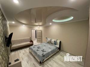 2-к квартира, вторичка, 64м2, 1/9 этаж