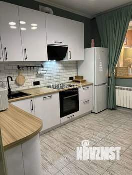 2-к квартира, вторичка, 61м2, 1/5 этаж