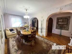 4-к квартира, вторичка, 92м2, 2/5 этаж