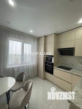 2-к квартира, вторичка, 58м2, 12/14 этаж
