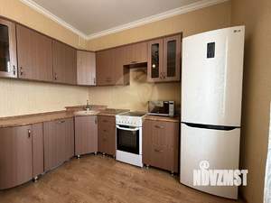 2-к квартира, вторичка, 63м2, 9/12 этаж