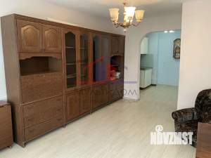 2-к квартира, вторичка, 45м2, 1/4 этаж