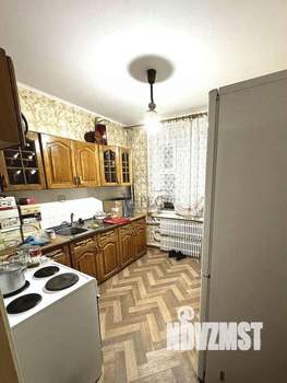 3-к квартира, вторичка, 63м2, 1/9 этаж