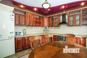 3-к квартира, вторичка, 106м2, 3/5 этаж