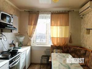 4-к квартира, вторичка, 82м2, 9/9 этаж