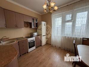 2-к квартира, вторичка, 63м2, 9/12 этаж