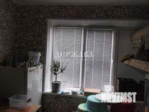 3-к квартира, вторичка, 64м2, 1/9 этаж