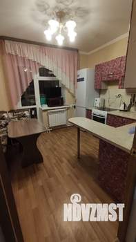 2-к квартира, вторичка, 64м2, 9/9 этаж