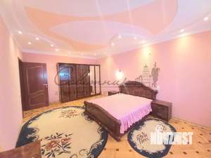 4-к квартира, вторичка, 120м2, 9/16 этаж