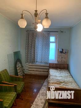 4-к квартира, вторичка, 61м2, 5/5 этаж