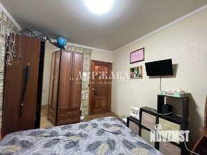 2-к квартира, вторичка, 52м2, 1/9 этаж