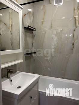 2-к квартира, вторичка, 61м2, 1/5 этаж