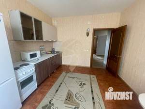 2-к квартира, вторичка, 61м2, 1/9 этаж